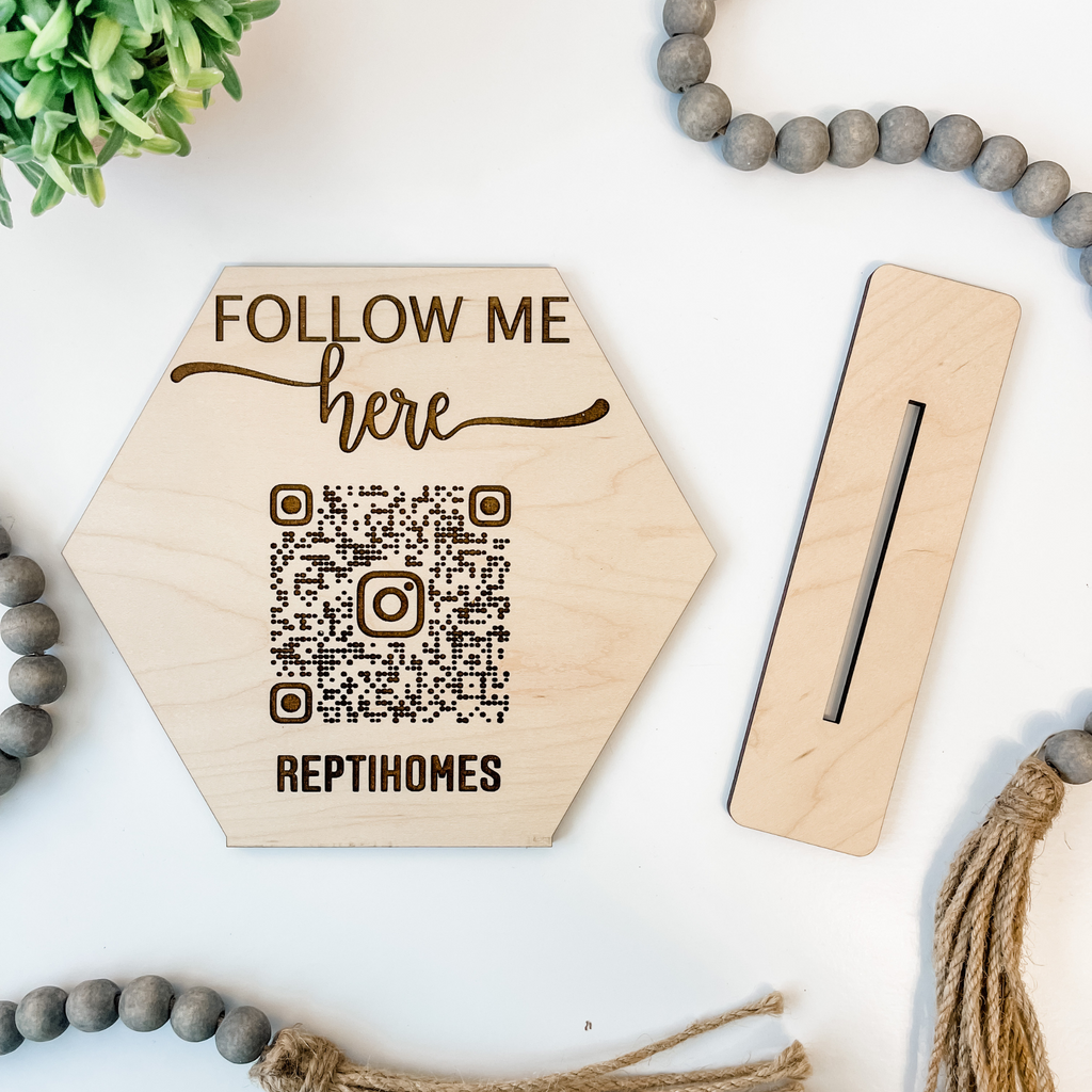 Personalized Earring Display / Sign with QR Codes for Craft Fairs